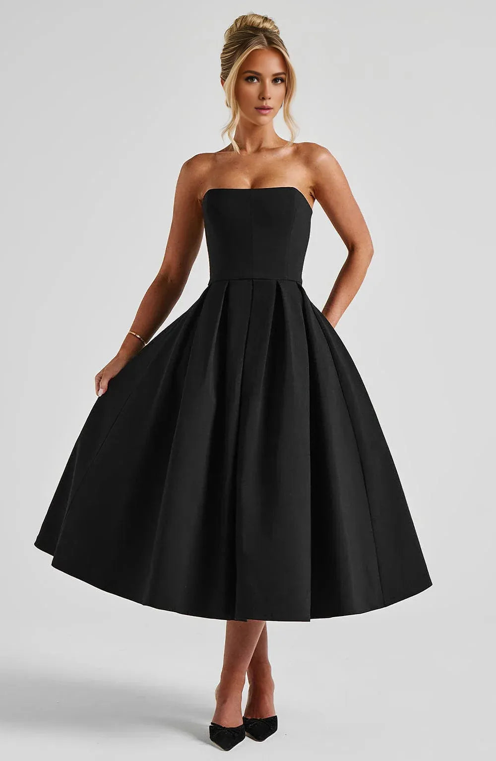 Buyishang Women's Short A-line Satin Homecoming Dresses for Teens Strapless Sexy Backless Prom Cocktail Mini Dress